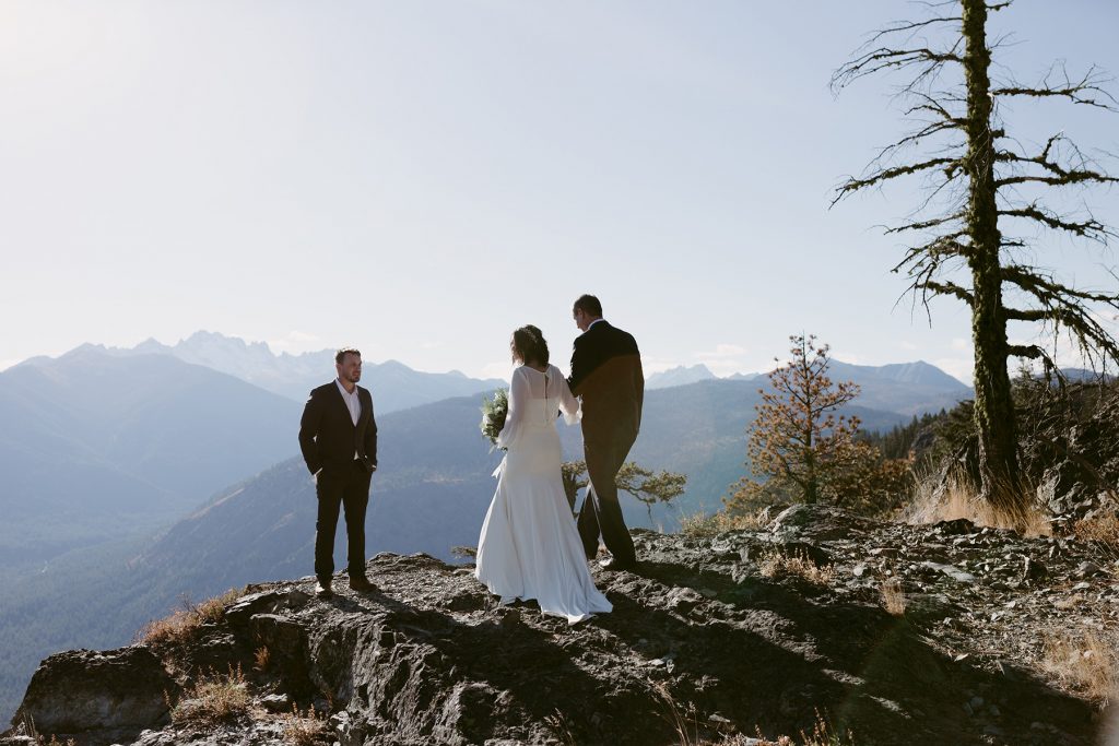 Mountain Elopement Washington 