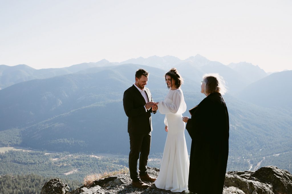 Mountain Elopement Washington 
