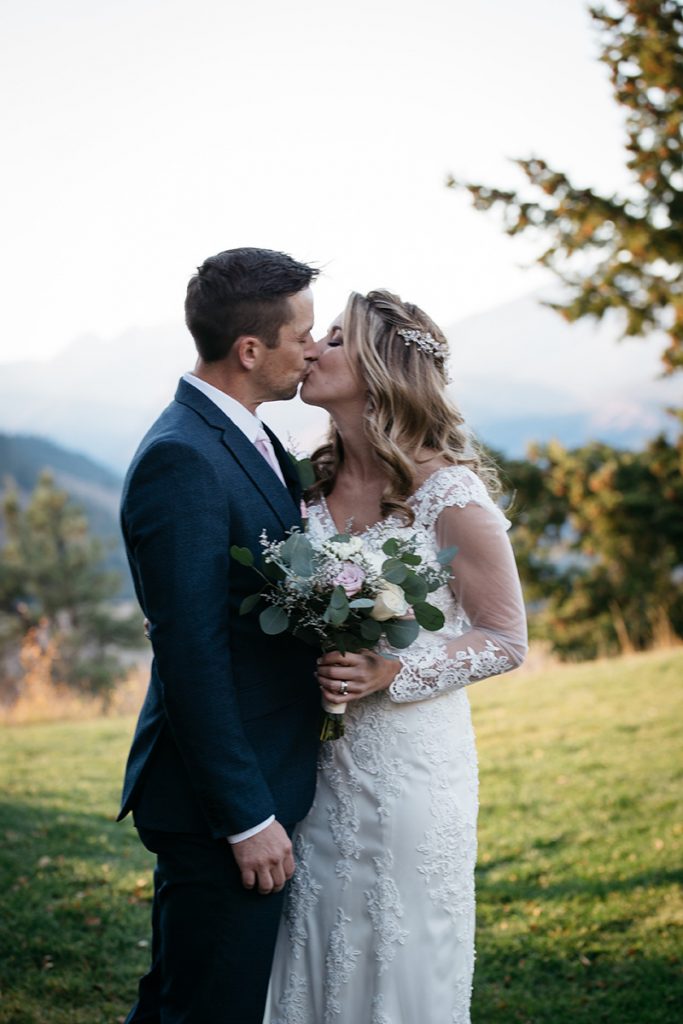 Methow Valley Wedding Photographer