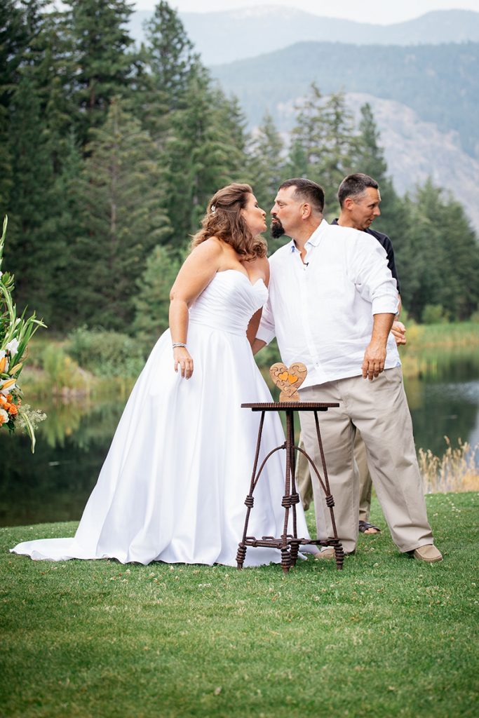 Freestone Inn Methow Valley Wedding