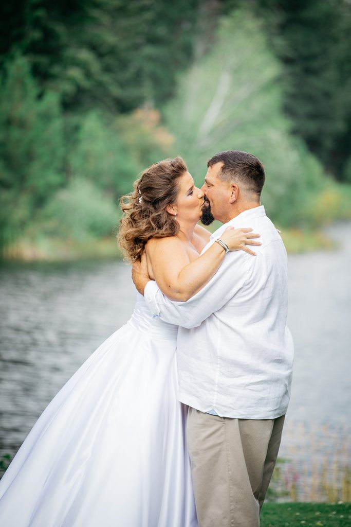 Freestone Inn Methow Valley Wedding
