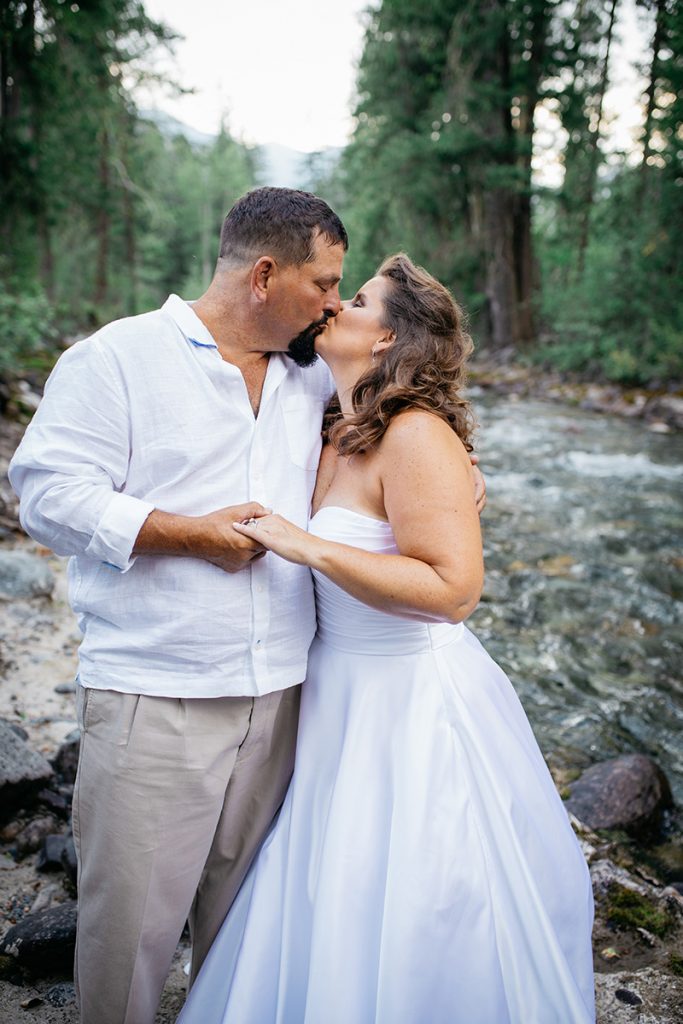Freestone Inn Methow Valley Wedding