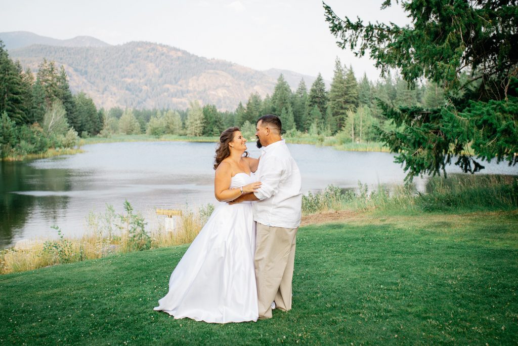 Freestone Inn Methow Valley Wedding