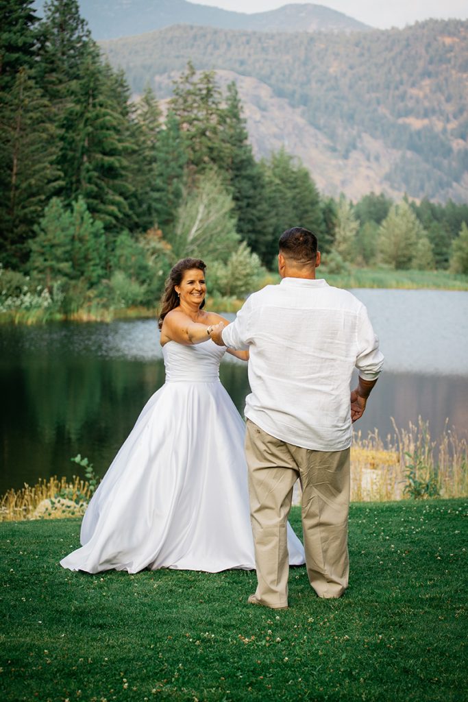 Freestone Inn Methow Valley Wedding