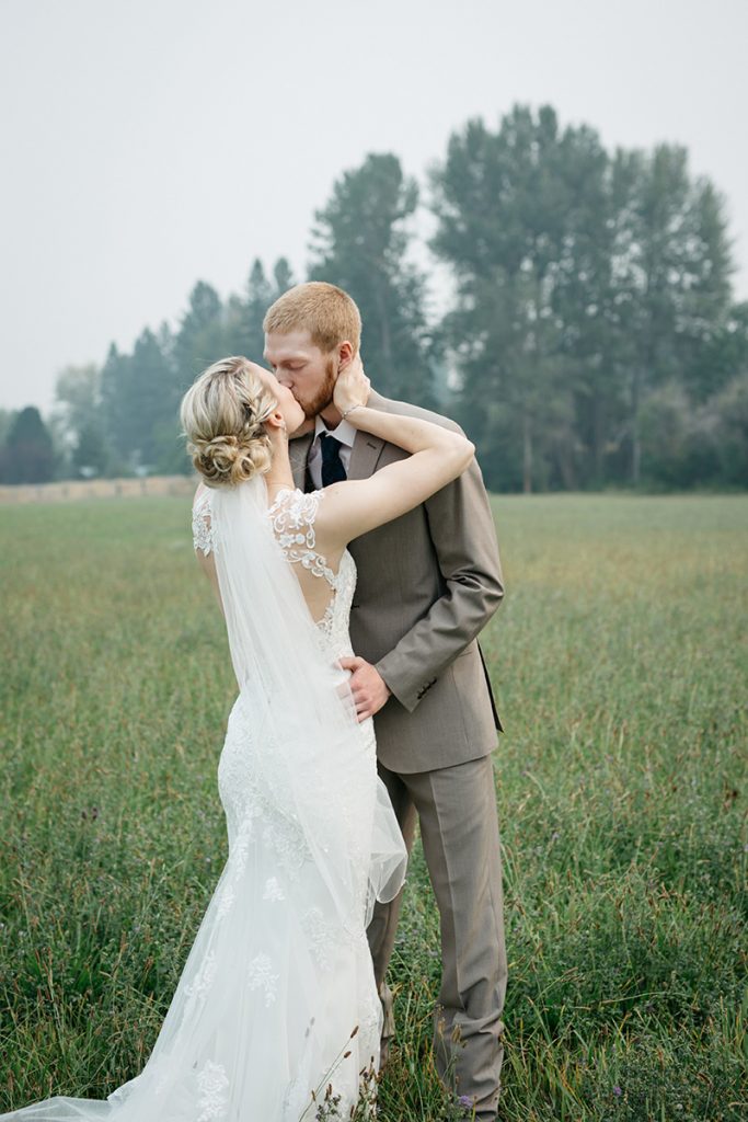Summer Wedding Spring Creek Ranch Winthrop Wa