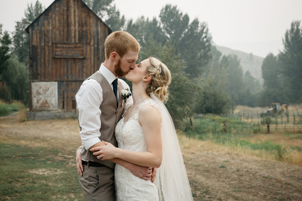 Spring Creek Ranch Winthrop Wa Wedding