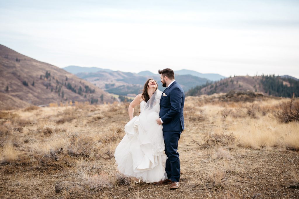 Sun Mountain Lodge Wedding Photographer
