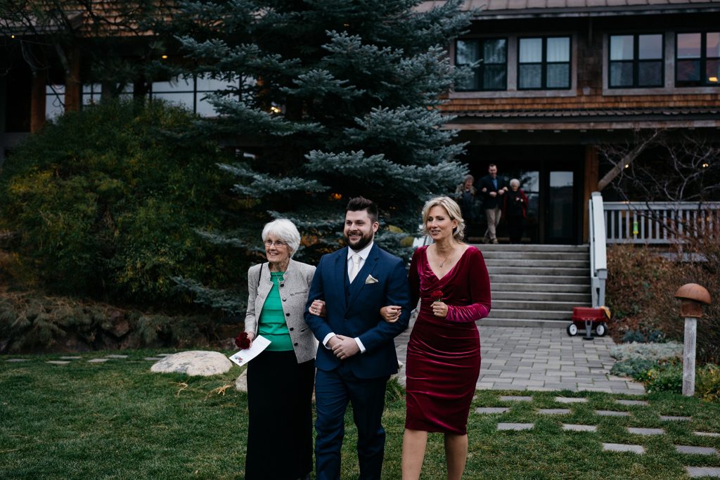 Sun Mountain Lodge Wedding Photographer