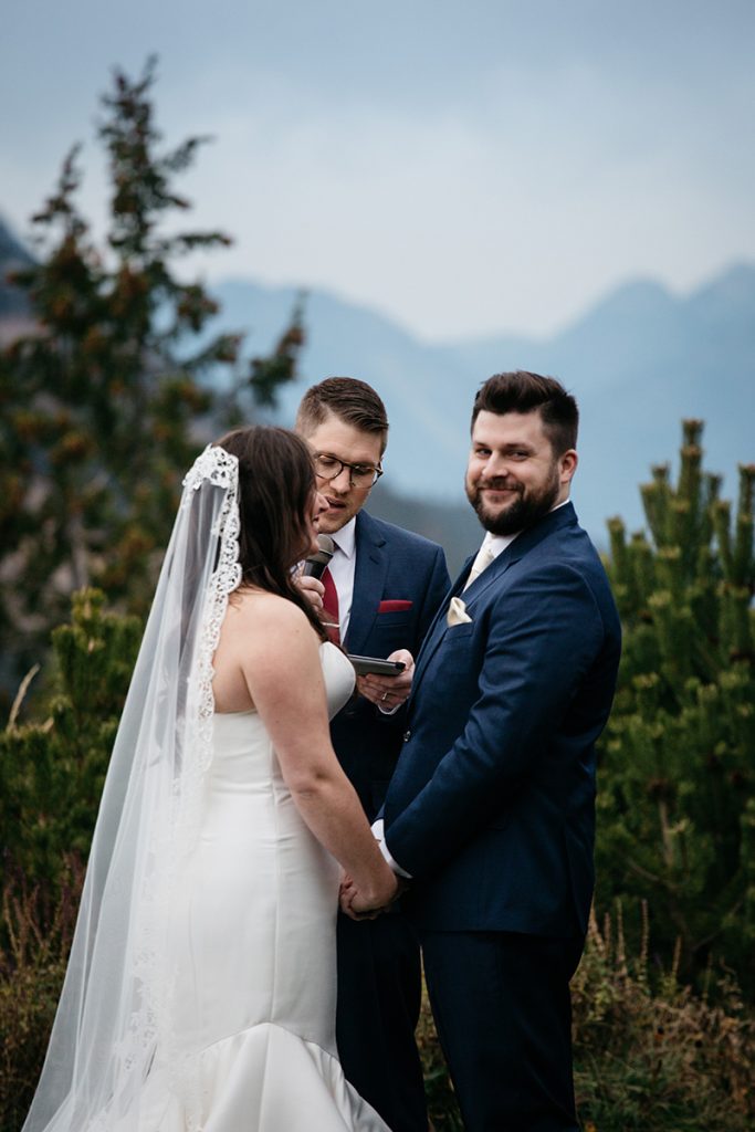 Sun Mountain Lodge Wedding Photographer
