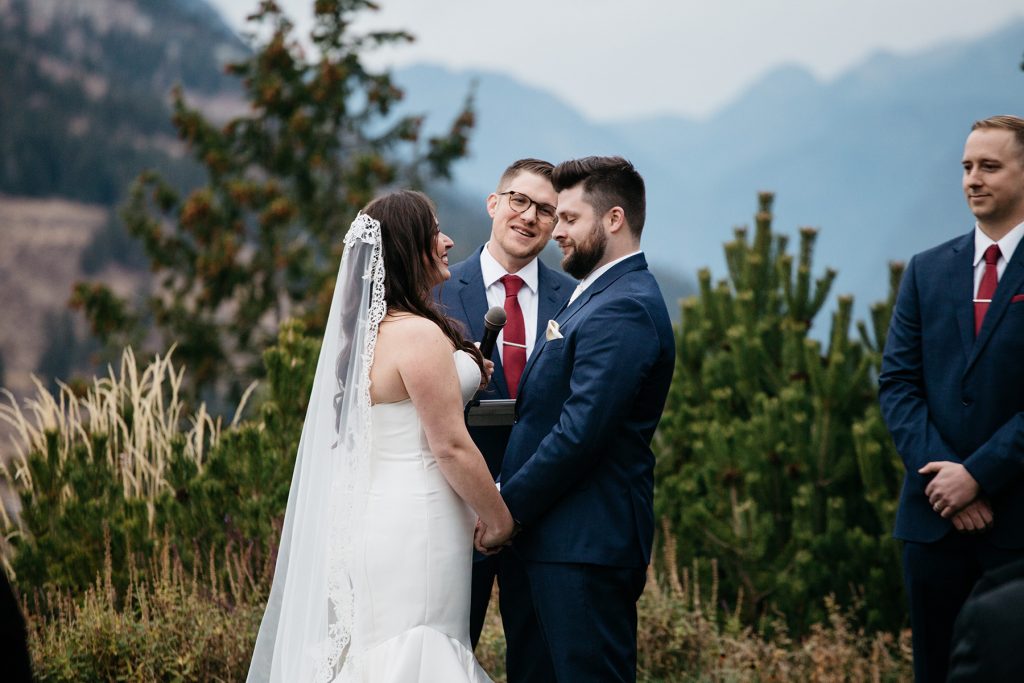 Sun Mountain Lodge Wedding Photographer