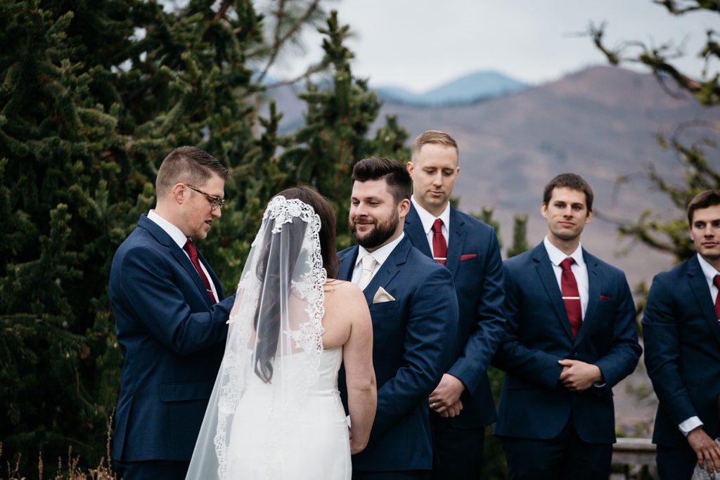 Sun Mountain Lodge Wedding Photographer