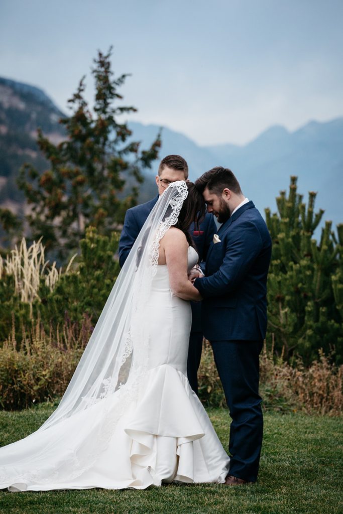 Sun Mountain Lodge Wedding Photographer