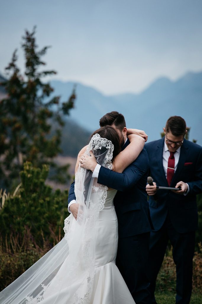 Sun Mountain Lodge Wedding Photographer