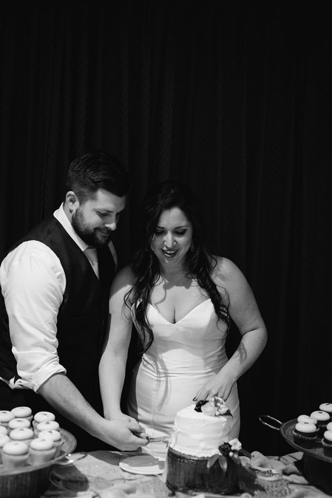 Sun Mountain Lodge Wedding Photographer