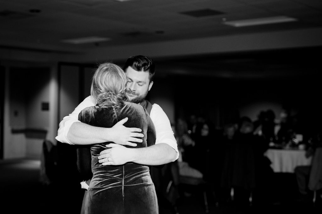 Sun Mountain Lodge Wedding Photographer