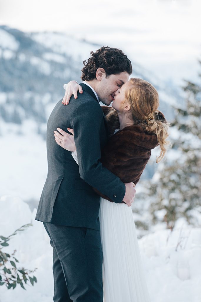 Winter Wedding Sun Mountain Lodge