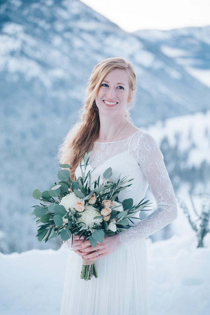 Winter Wedding Sun Mountain Lodge | Methow Valley Photographer