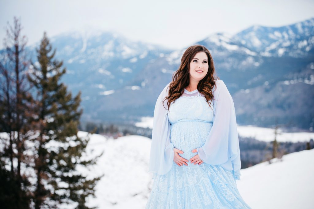 Methow Valley Maternity Photographer