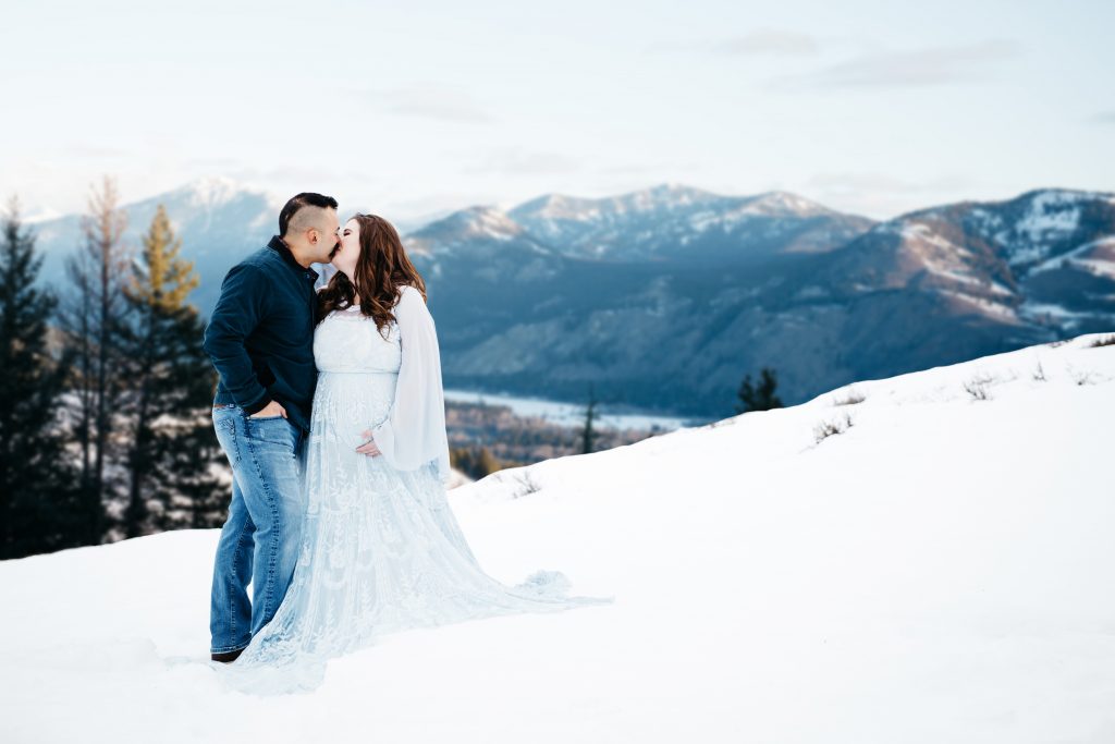 Methow Valley Maternity Photographer
