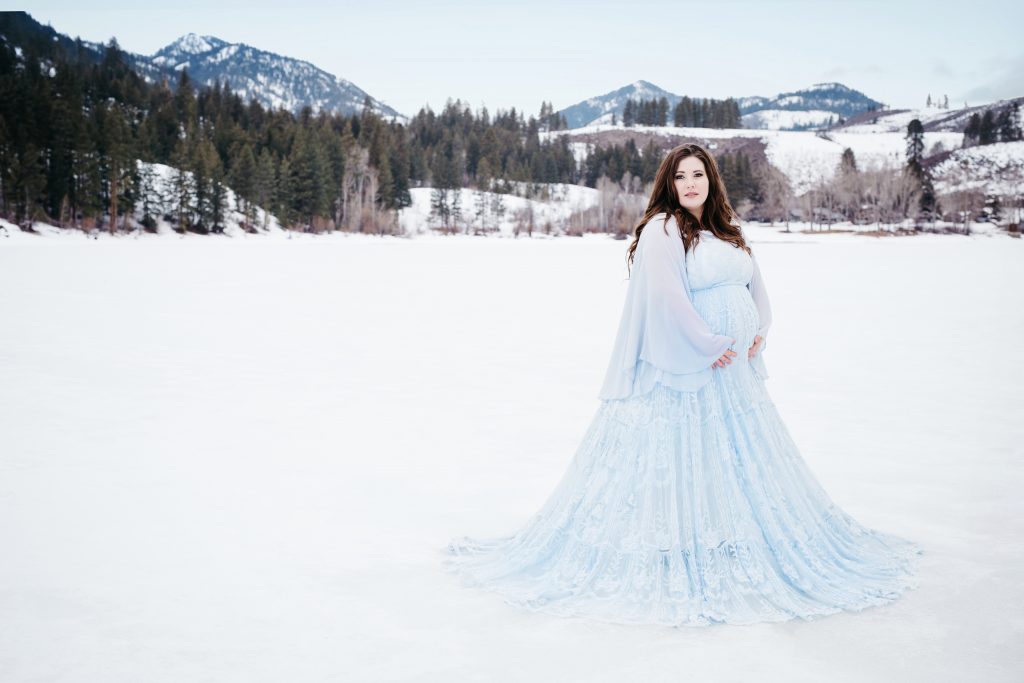 Methow Valley Maternity Photographer